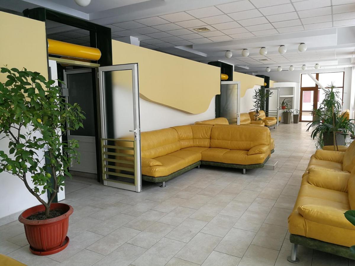 Complex Balnear Cerbul Hotel Covasna Exterior foto