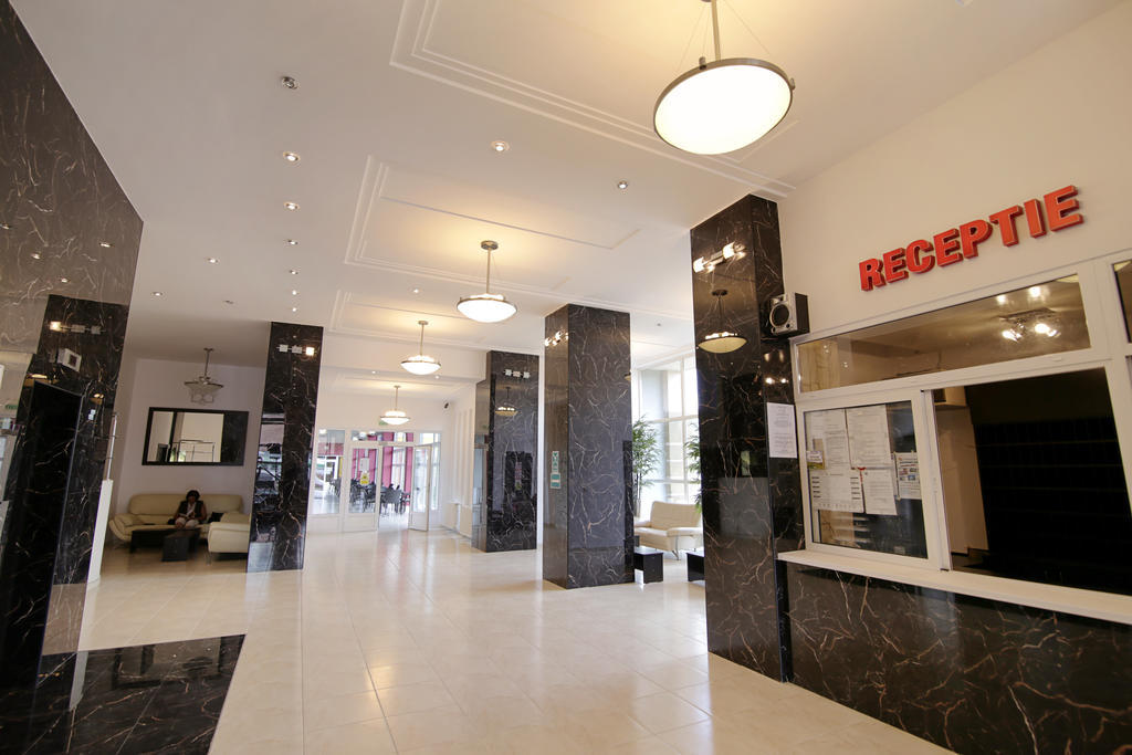 Complex Balnear Cerbul Hotel Covasna Exterior foto